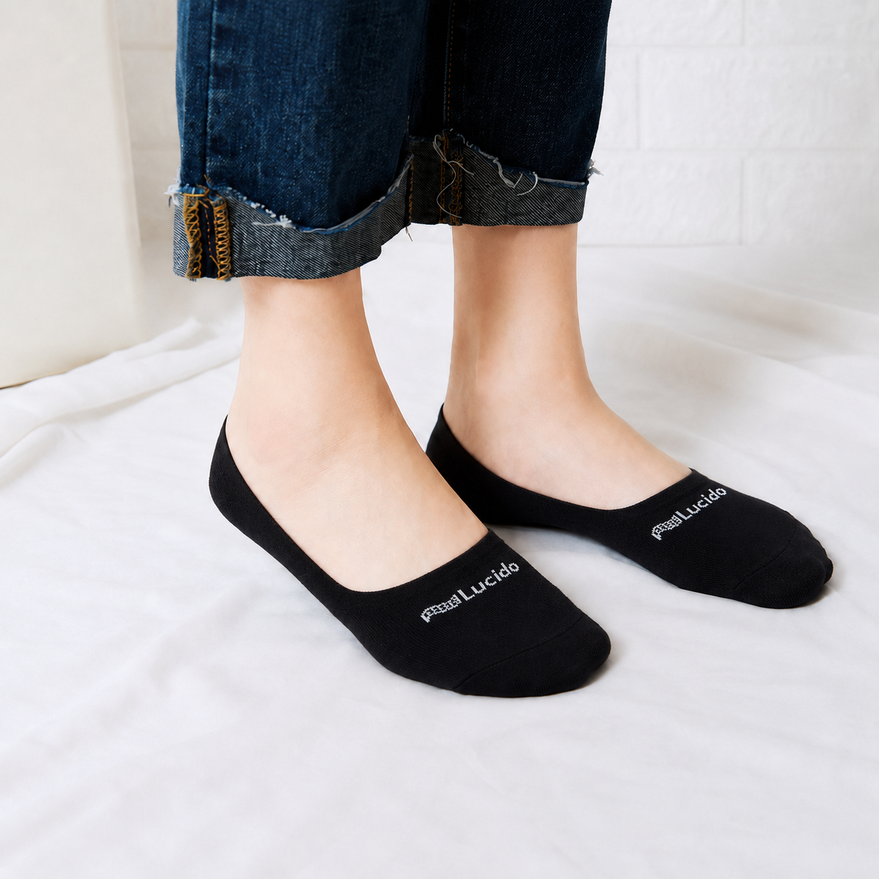 Lucido Invisible Socks – Black